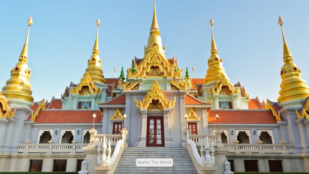 Temple-Etiquette-101-Showing-Respect-in-Thailands-Sacred-Spaces1